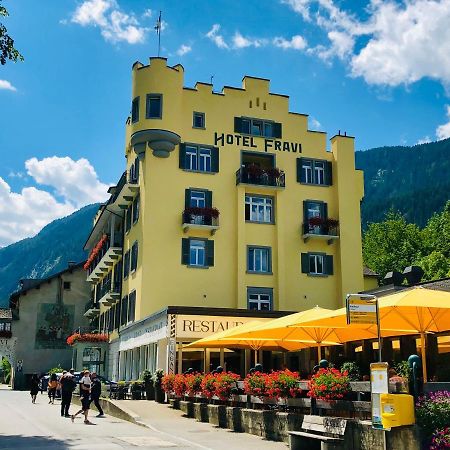 Hotel Fravi Andeer Bagian luar foto